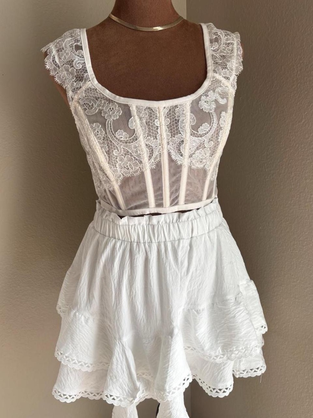 NWT Victoria's Secret dream angels white lace corset top with floral embroidery